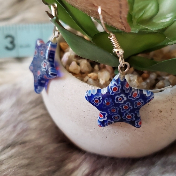 Earrings - Picture 2 of 3